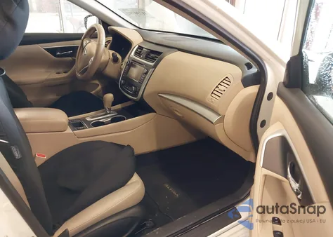 2017 Nissan Altima 2.5 z USA, uszkodzony, nr VIN 1N4AL3AP2HC284160